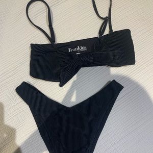 Frankie’s Bikinis Enzo Set